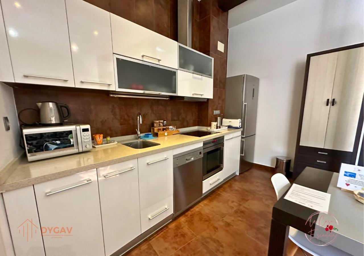 La Casa Escarlata Apartment อาลิกันเต ภายนอก รูปภาพ